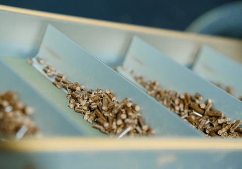 Pellet drożeje, a składy pustoszeją. UOKiK wskazał winnych