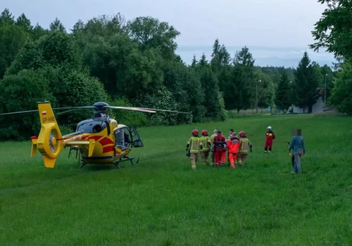 Kombajn urwał rękę 16-latkowi. Dramat podczas prac polowych