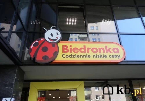 30 zł taniej za kilogram popularnej kawy. Biedronka zaskoczyła klientów