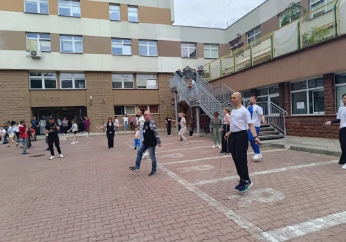 853 osoby na skakankach. Uniwersytecki Szpital Dziecięcy w Lublinie najlepszy w Polsce