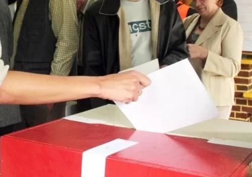 Osiem nazwisk na karcie. Znamy numery kandydatów na prezydenta Krakowa