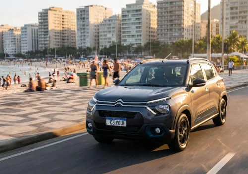 Klienci Citroëna wybierają skrajności. Najtańszy z silnikiem Fiata i najdroższy C3 napędzają sprzedaż