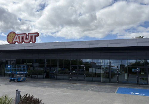 Nowy park handlowy pod Warszawą szykuje się do otwarcia. Wraz z nim CCC, Rossmann, Empik, Action i inne