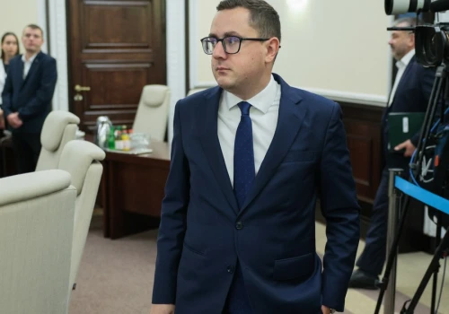 Ceny paliw w Polsce sięgną 10 zł za litr? Minister energii: takiej analizy nie ma