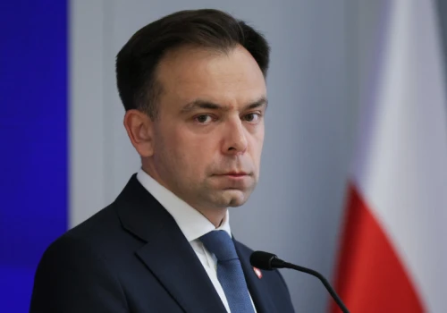 Limity wynagrodzeń medyków opóźnione. 