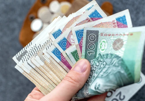 Ponad 7000 zł dla emerytów co miesiąc. ZUS wypłaca dożywotnio