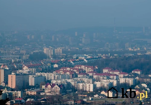 Ruszają pierwsze wyburzenia bloków z wielkiej płyty. Na początek 10 piętrowy kolos