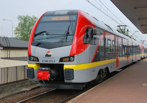 Wypadek na Mazowszu. ŁKA odwołuje połączenia