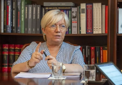 Helsińska Fundacja zarzuca byłej prezes TK ustawianie składów. Przyłębska odpowiedziała. 