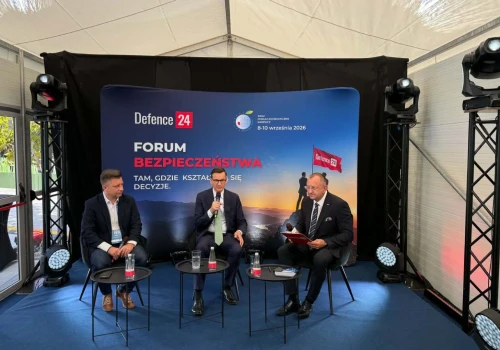 Morawiecki i Dworczyk o bezpieczeństwie Polski. „Ani Ameryka, ani Europa”