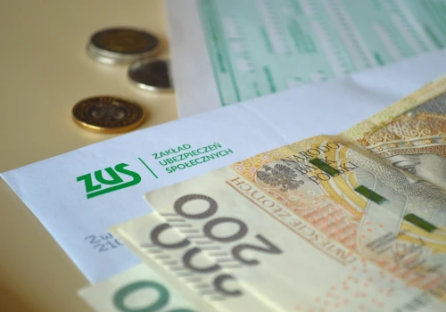 Dodatkowe 1978,49 zł z ZUS w październiku. Niespodzianka przed emeryturą
