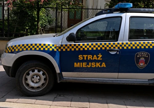 Straż miejska z nowymi uprawnieniami. Zacznie się polowanie na kierowców