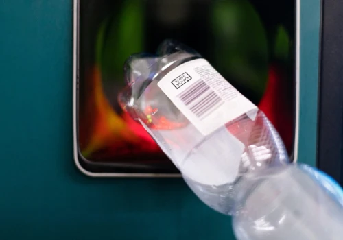 To może uprościć system kaucyjny. Sklepy dostaną butelkomaty za darmo