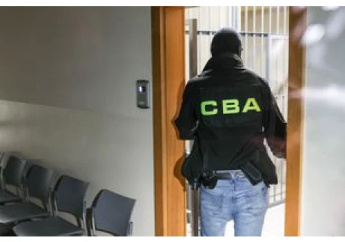 CBA się kurczy. Tylu ludzi brakuje