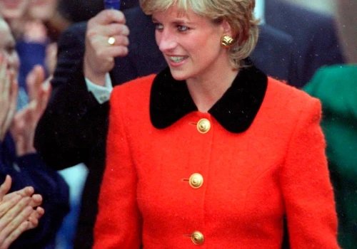 Ta spódnica nie wychodzi z mody odkąd nosiła ją księżna Diana. Jesienią 2026 też musisz ją mieć