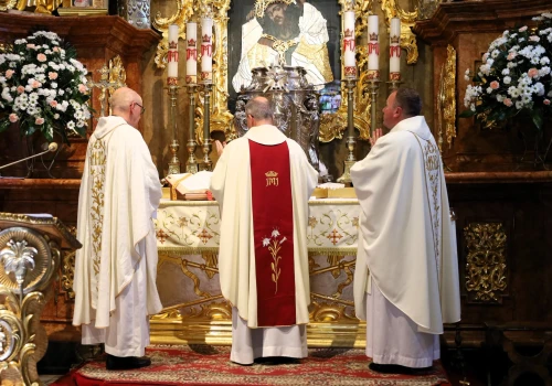 Kalisz: Jezuici pokłonili się św. Józefowi