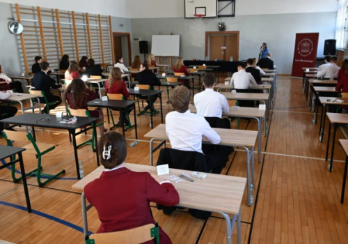 Matura poprawkowa 2026 – tego dnia poznasz wyniki. Gdzie je sprawdzić?