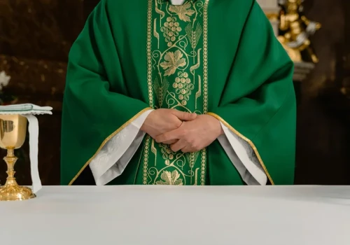 Miał być zlikwidowany, dostanie rekordowe pieniądze. Chodzi o Fundusz Kościelny
