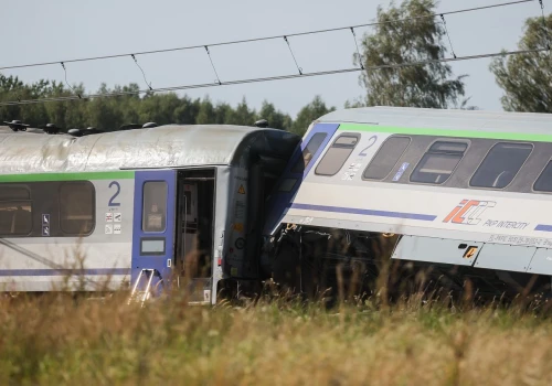 Rząd chce surowych kar za wjazd na przejazd na czerwonym świetle. Jest konkretna zapowiedź