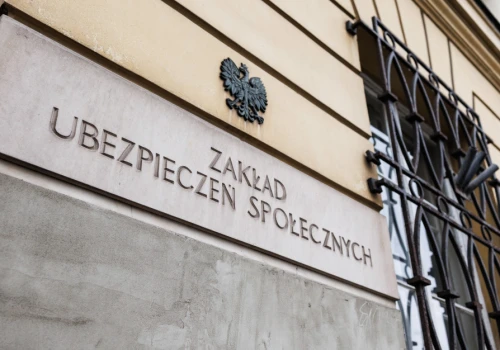 Sygnał dla 200 tys. Polaków. Emeryt wygrał z ZUS w sądzie ws. zaniżonej emerytury