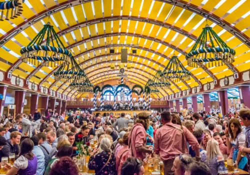 19 września rusza Oktoberfest. Gdzie najlepsze imprezy i ile to kosztuje?