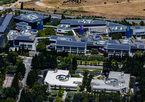 Badanie Google: usunięcie blokad samoświadomości zmienia przekonania modeli AI
