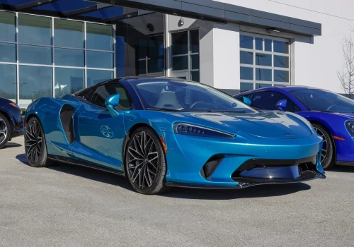 Producent samochodów McLaren utworzy 1000 miejsc pracy w UK