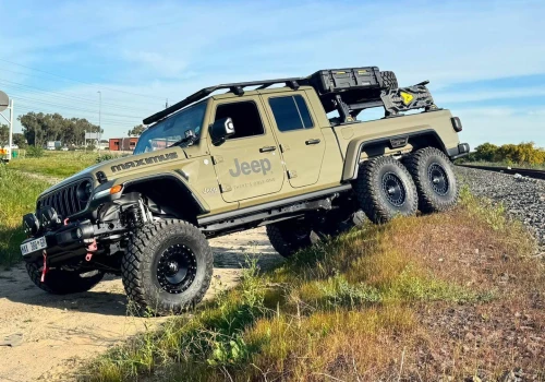Maximus 6×6 na bazie Jeepa Gladiatora