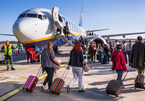 Drogie bilety lotnicze przez wojnę? Ryanair ostrzega przed 2027 rokiem