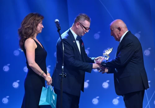 Z Nowego Sącza na światowe rynki. Ryszard Florek z Nagrodą Gospodarczą SGH
