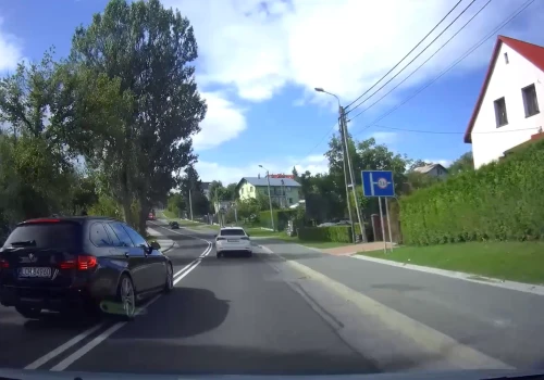 Komuś się strasznie spieszyło. Kilka ciekawostek od redakcji