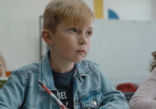 Dziecko poszło do 4. klasy i ma nowego wychowawcę. Tak rodzic może mu pomóc