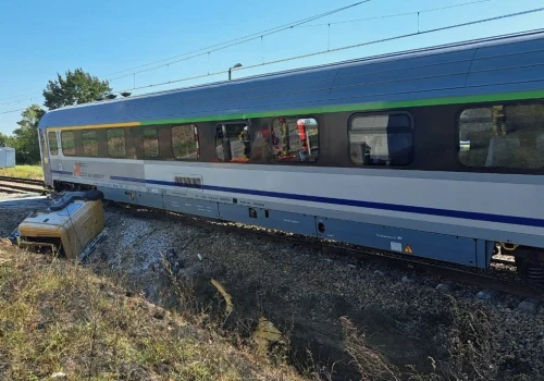 Po katastrofie w Sokolnikach Suchych. Bagaże pasażerów trafią do komendy w Przysusze