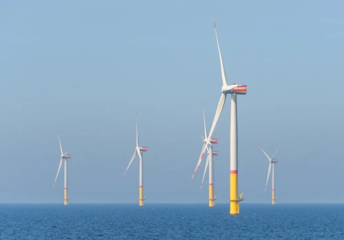 Świnoujście staje się bazą dla morskich wiatraków. Ruszył montaż fundamentów pod BC-Wind