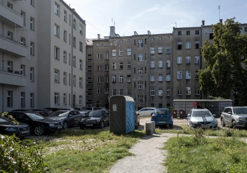 Wrocław bierze się za remont największego podwórka kamienicznego