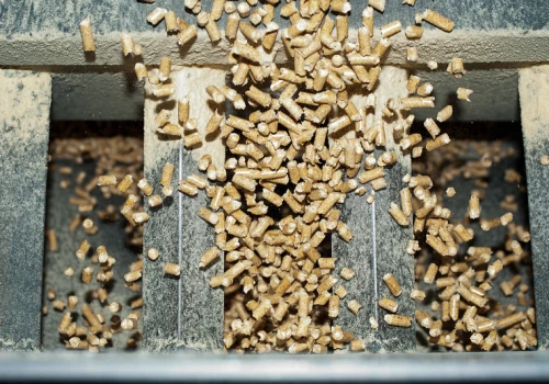 Pellet drożeje, bo wszyscy chcą tego samego surowca. NFOŚiGW właśnie postawił granicę