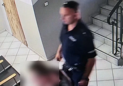 Miał znęcać się nad partnerką i grozić jej śmiercią. Policjanci zatrzymali podejrzanego
