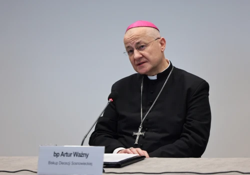 Bp Artur Ważny: parafia ma być domem, za który wszyscy czujemy się odpowiedzialni