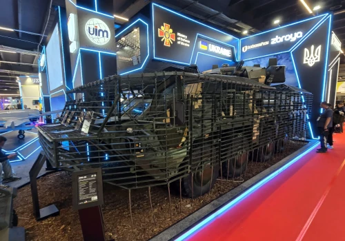 MSPO 2026: Zmodernizowany BTR-4E Bucefalus z ochroną przeciwdronową