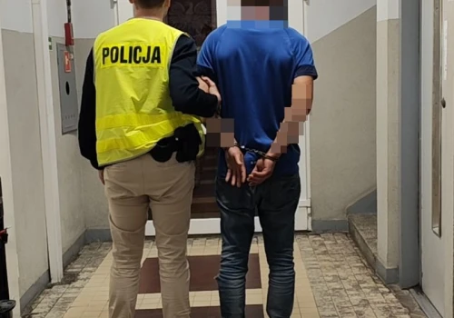 32-latek z powiatu legnickiego chciał okraść seniorkę z Wielunia. Podszywał się pod policjanta