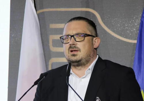 Ceny mleka mogą odbić w 2027 r. Ekspert: „Będziemy tracić rolników”