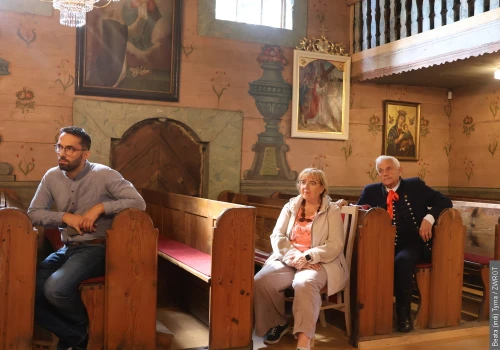 Kościół po jednej stronie granicy, szkoła po drugiej. Ludoznawcy z PZKO poznawali historię pogranicza