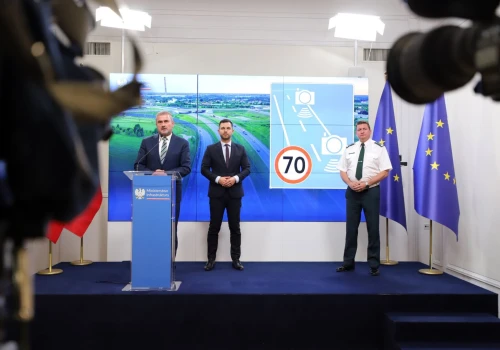 Nowy znak drogowy pojawi się na autostradach i drogach ekspresowych