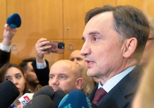 Kaczyński zobaczy nowy sondaż i przetrze oczy. 56,8 proc. ws. Ziobry mocno zaboli