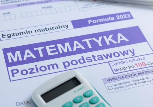 CKE podsumowała tegoroczną maturę. Wynik zmienił się po sierpniowych poprawkach