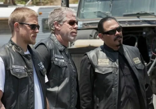 Synowie Anarchii zaskoczą fanów. Charlie Hunnam wyjaśnia, czym będzie nowa seria