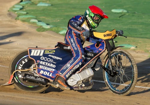 Żużel. Kurtz i Lambert już odrobili część strat do Zmarzlika! Oto lista startowa Grand Prix Danii