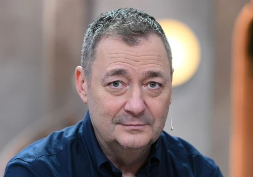 Jacek Rozenek mówi szczerze o chorobie: „Ten stres nas kasuje”