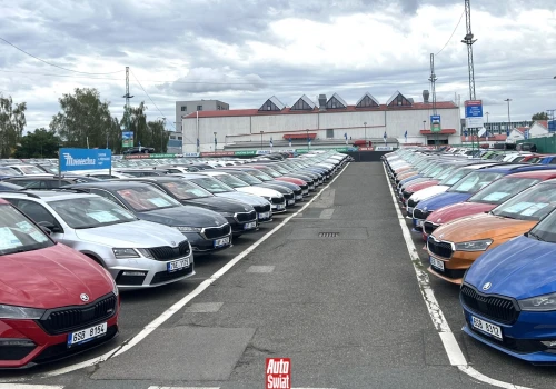 W 2021 r. Czech i Słowak szybciej od Polaka zarabiali na używane auto. A tak jest w 2026 r.
