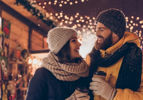 Coraz bliżej Święta 🎅 Zbiór lotów na jarmarki bożonarodzeniowe od 130 PLN 🎄😍